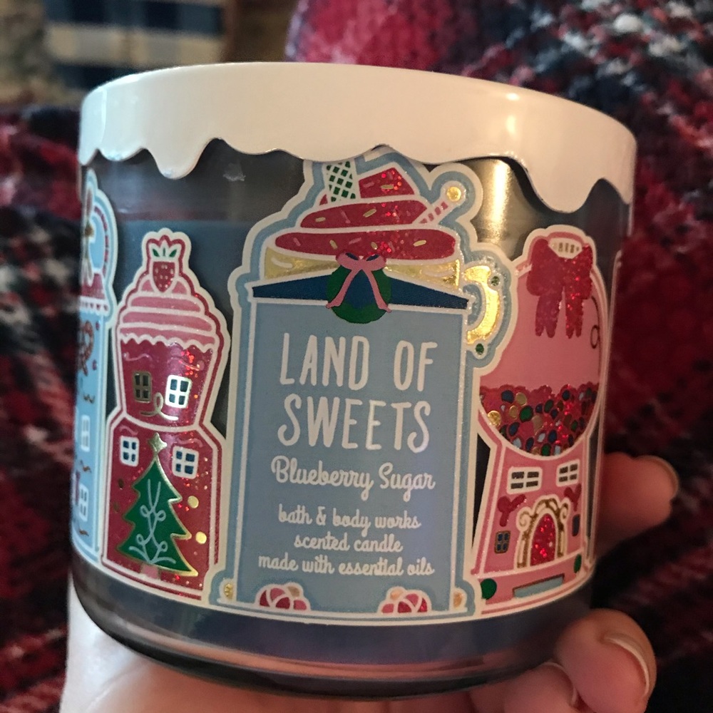 Blueberry sugar candle bath body works